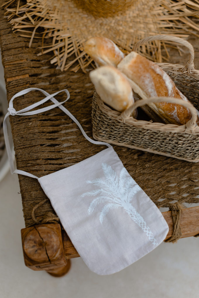 The Palms Cross Bag - Image 2