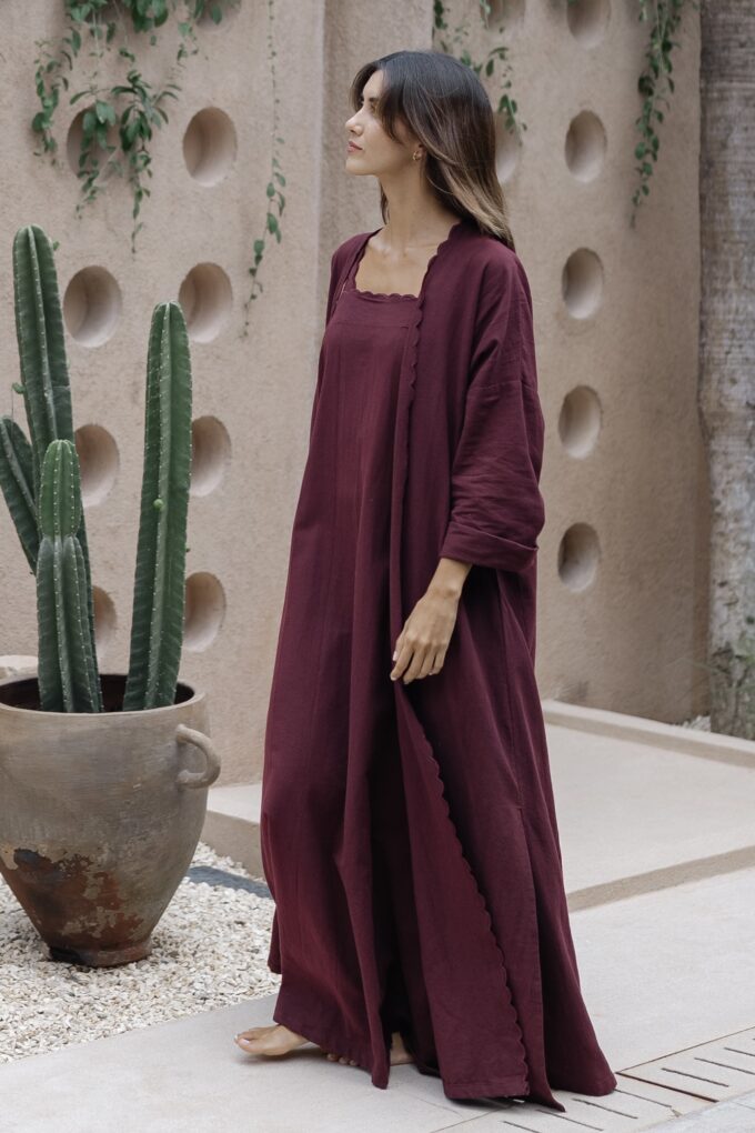 Women’s Scalloped Bisht Set - Maroon - Image 2